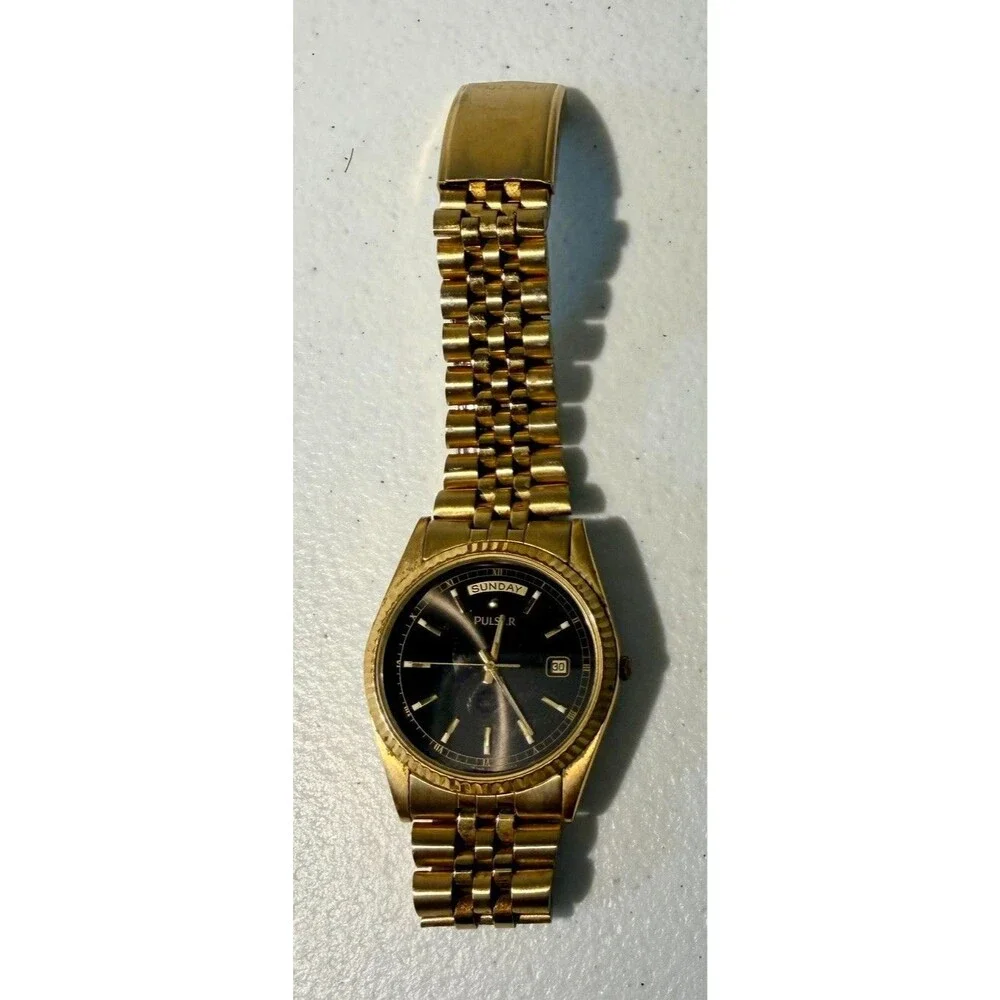 Vintage Pulsar President Mens Watch 35mm Day Gold Tone V744-0A20 New Battery 7
